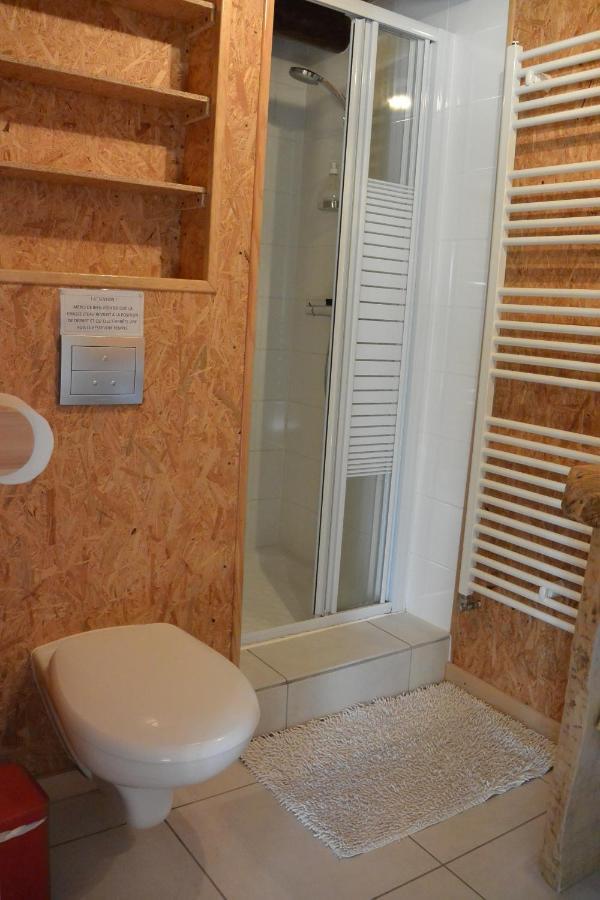 Gites Tre Le Grenier Les Moussieres Bagian luar foto